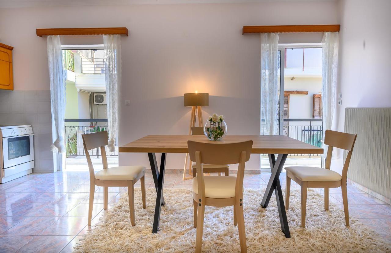 Flower Apartment Preveza Buitenkant foto