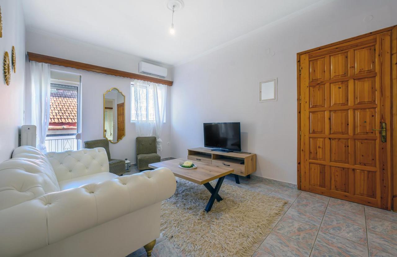 Flower Apartment Preveza Buitenkant foto
